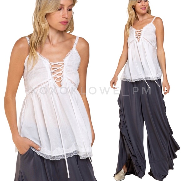 POL Off White Crinkle Satin Baby Doll Lace Up Top - Picture 8 of 12